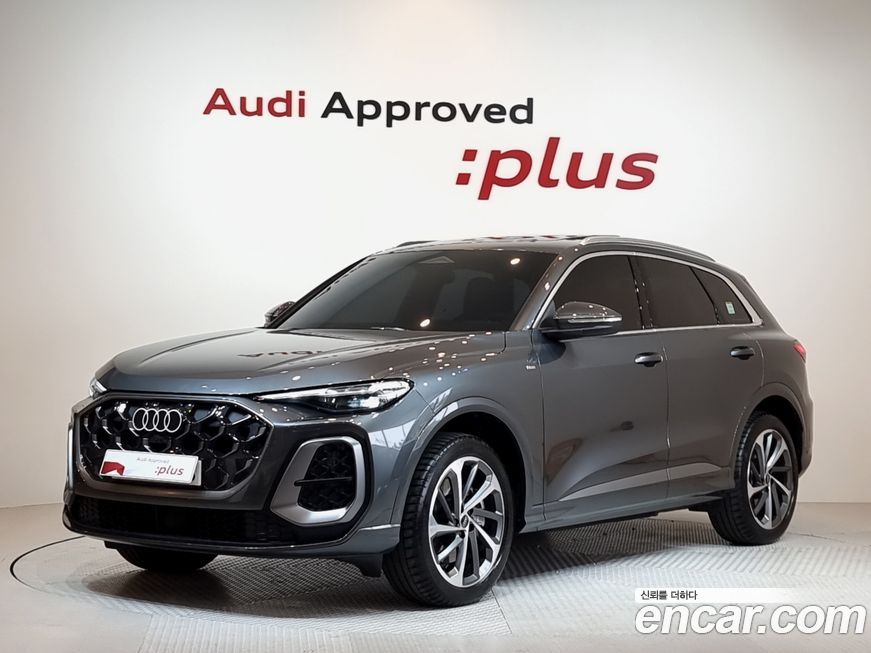 Audi Q5 40 TDI Quattro S Line, 2025