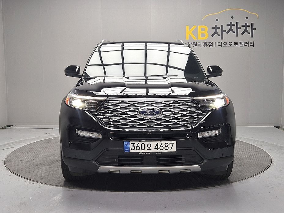 Ford Explorer 3.0 Platinum 4WD, 2022