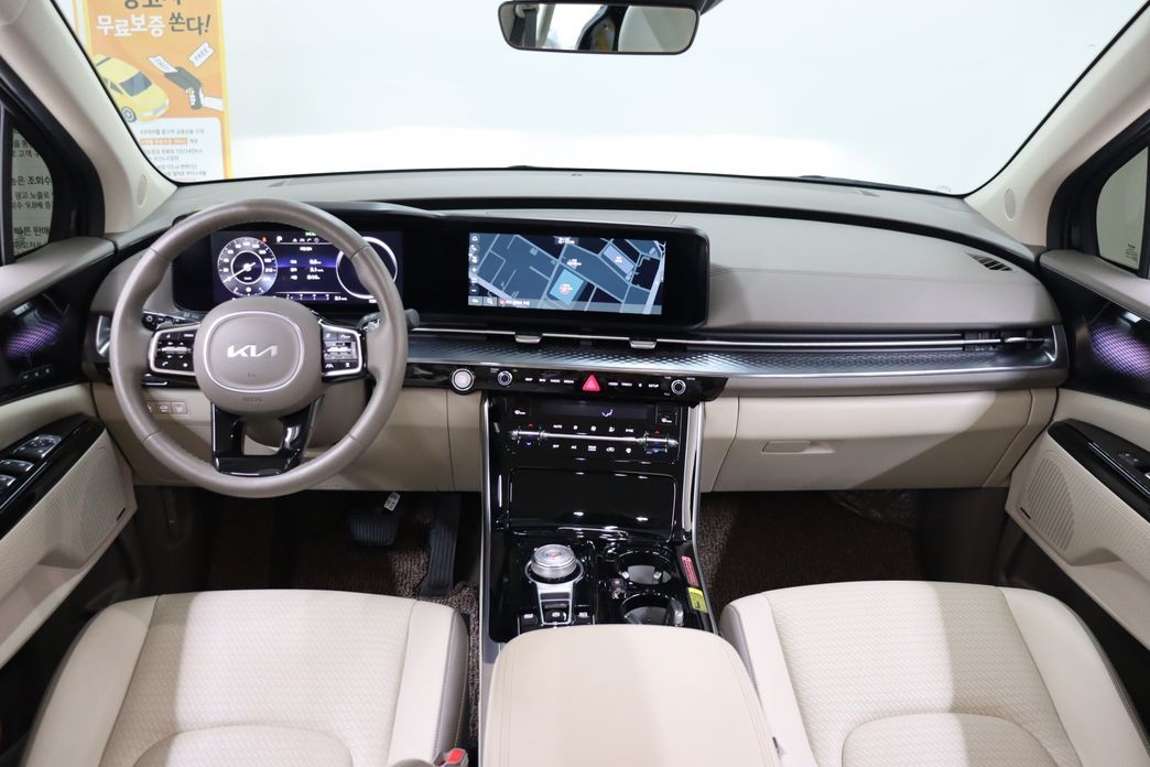 Kia Carnival 7-Seater Hi-Limousine, 2022