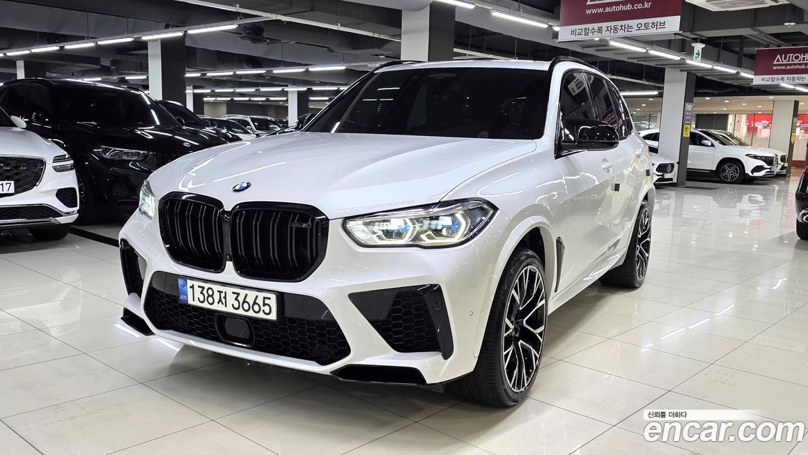 BMW X5M 4.4 Competition, 2022