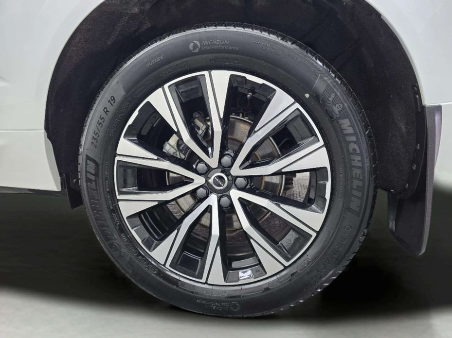 Volvo XC60 B5 Ultimate Bright, 2024