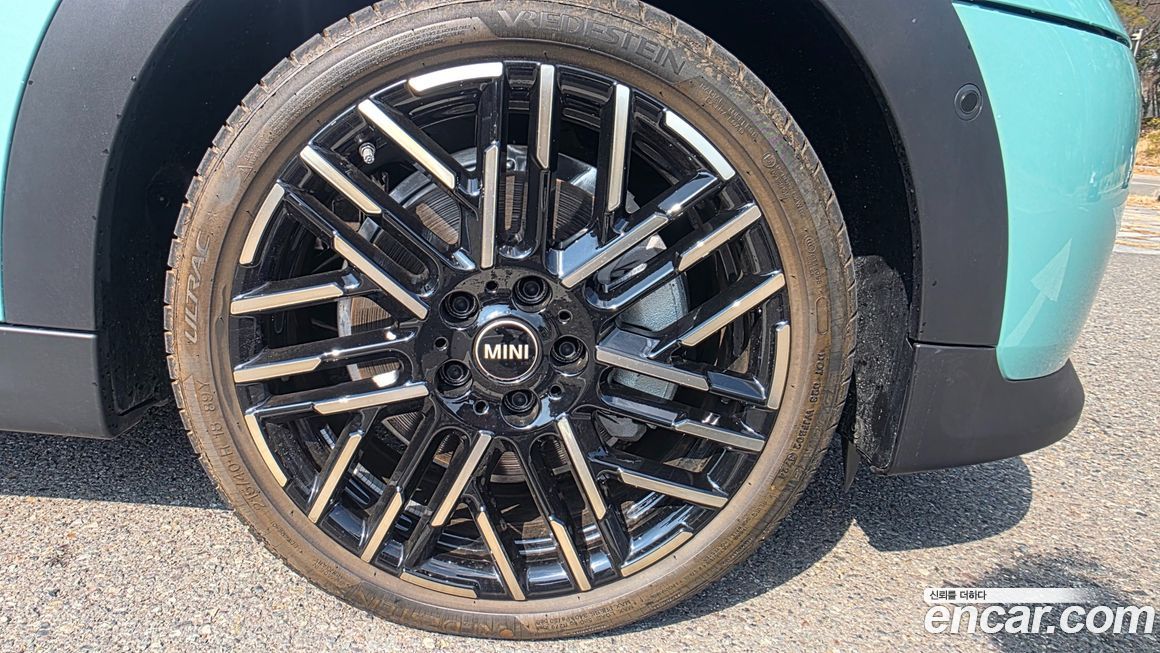 Mini Cooper Convertible Favoured, 2025