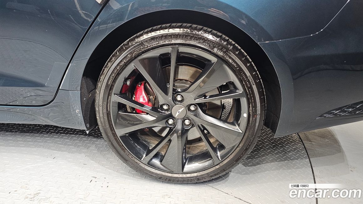 Genesis G70 Gasoline 2.0T 2WD, 2023