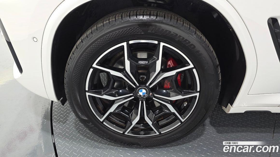 BMW X4 xDrive20i M Sports Pro, 2024