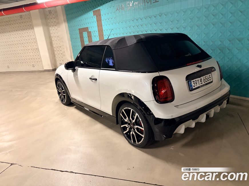 Mini Cooper Convertible JCW, 2026