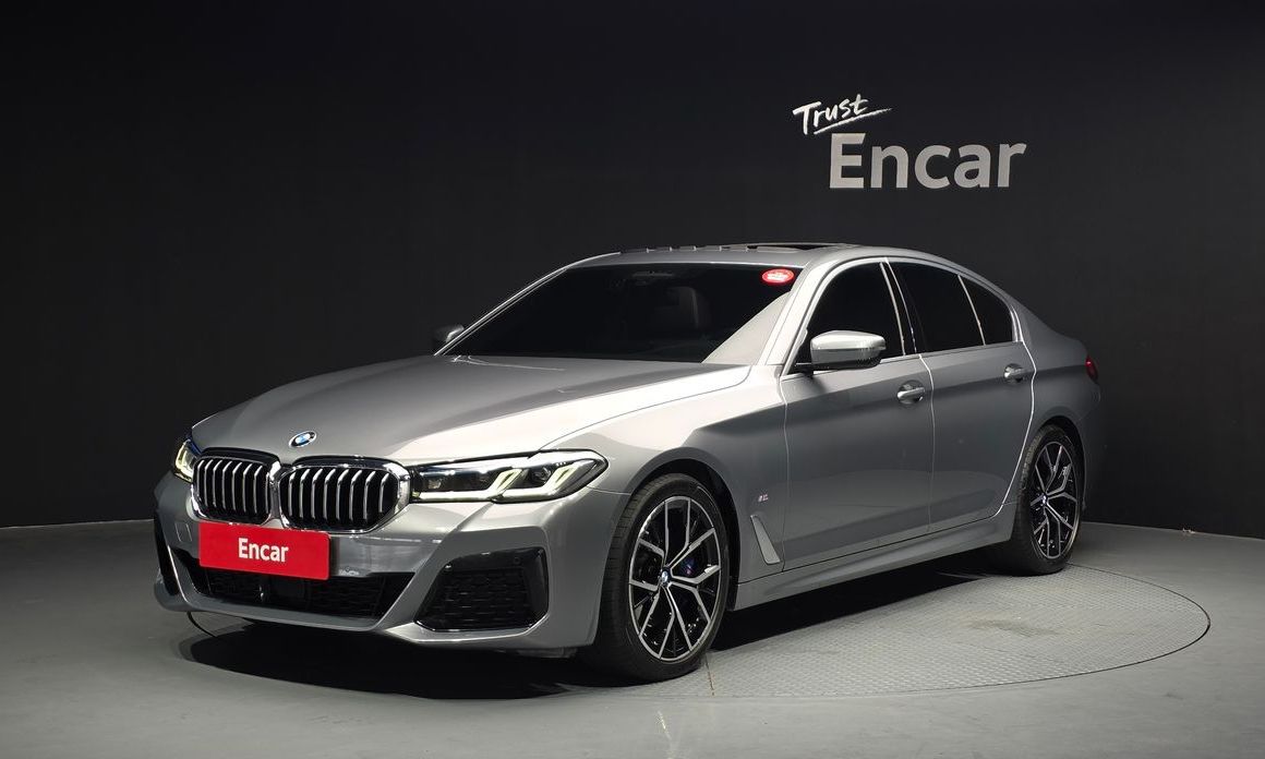 BMW 5-Series 530i M Sport Package, 2023