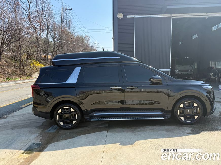 Kia Carnival 9-Seater Hi Limousine, 2025