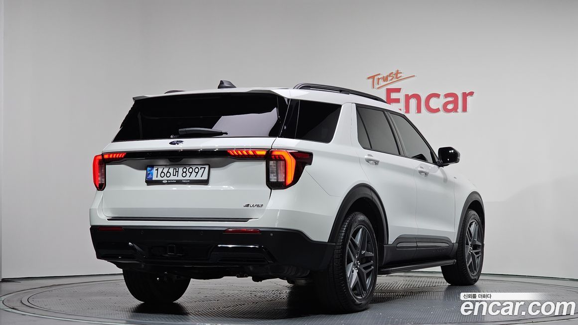 Ford Explorer 2.3 ST-Line 4WD, 2025