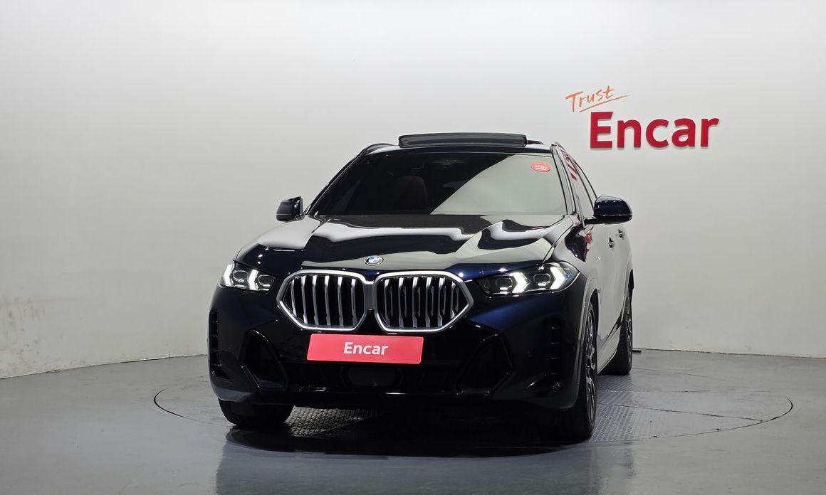 BMW X6 xDrive40i M Sport, 2024