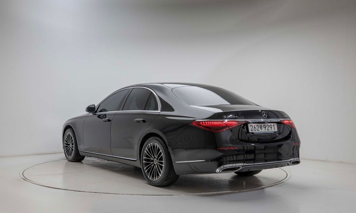 Mercedes-Benz S-Class S350 d 4MATIC, 2025