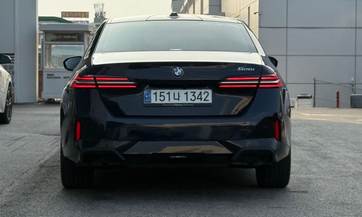 BMW 5-Series 520i M Sport, 2024