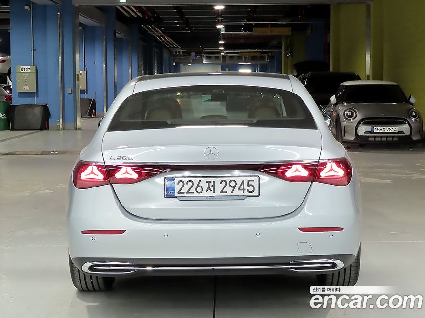 Mercedes-Benz E-Class E200 Avantgarde, 2025