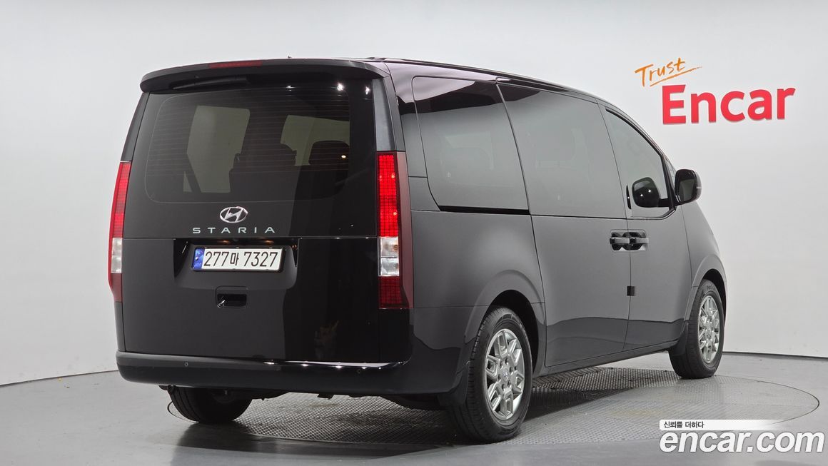 Hyundai Staria Tourer 9-Seater, 2024