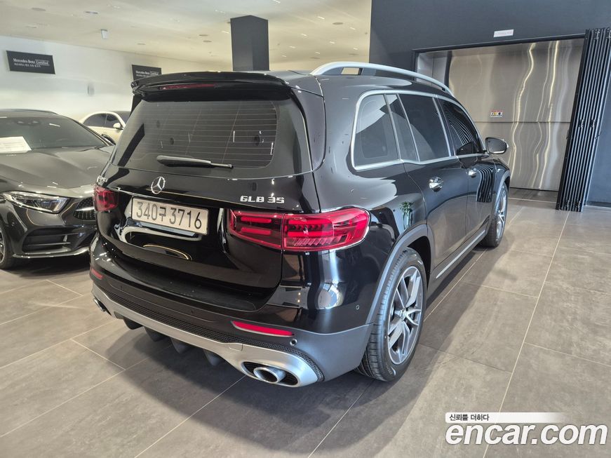 Mercedes-Benz GLB-Class AMG GLB35 4MATIC, 2025