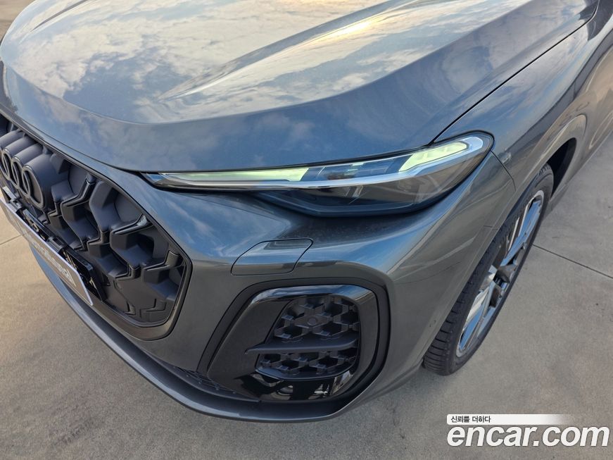 Audi Q5 45 TFSI Quattro S Line Black Ediiton, 2025