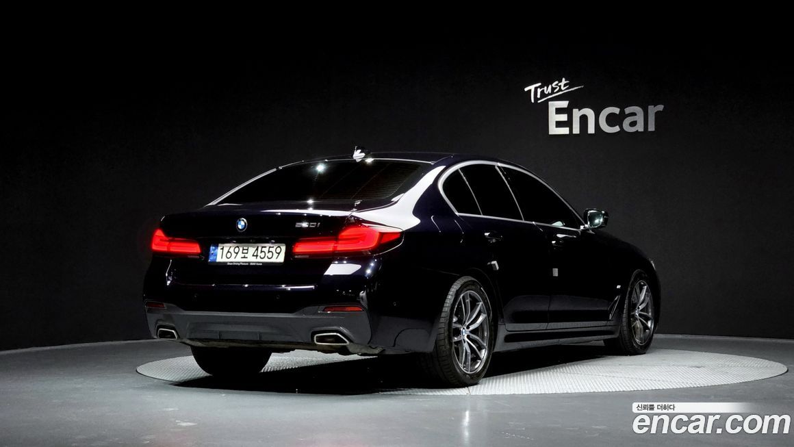 BMW 5-Series 520i M Sport, 2023