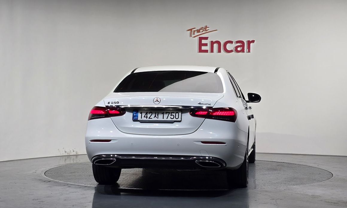 Mercedes-Benz E-Class E350 4MATIC Avantgarde, 2022