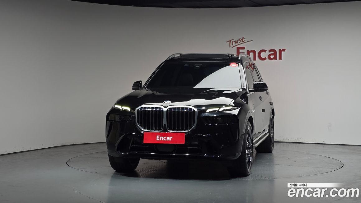 BMW X7 xDrive 40d M Sport 6STR, 2025