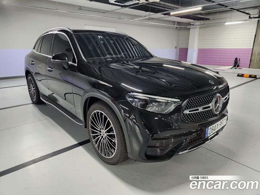 Mercedes-Benz GLC-Class GLC300 4MATIC AMG Line, 2025