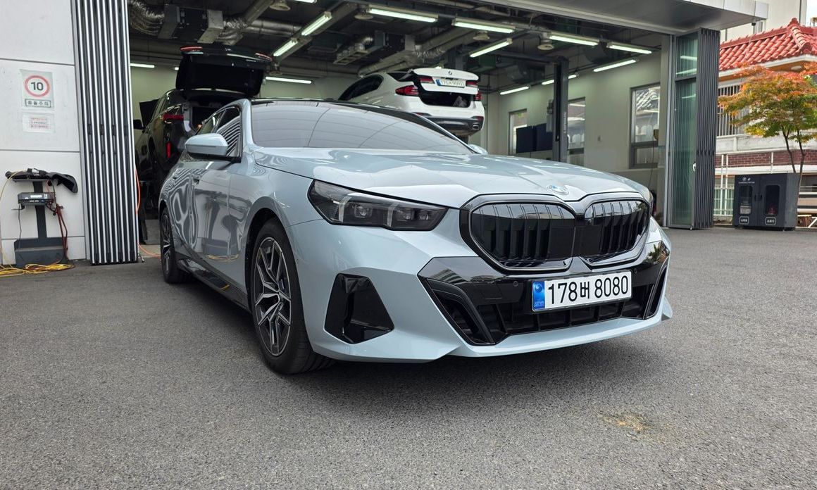 BMW 5-Series 520i Special Edition, 2026