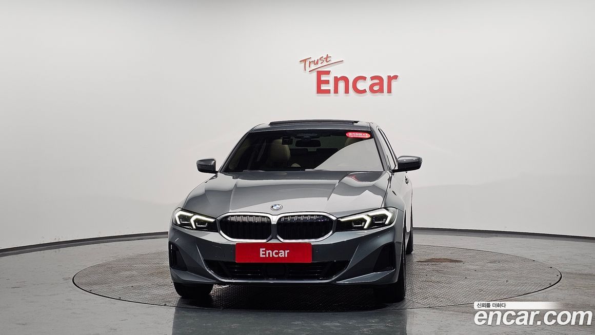 BMW 3-Series 320d, 2023