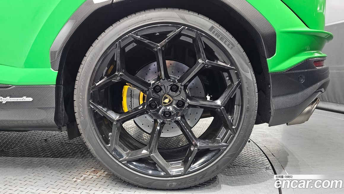 Lamborghini Urus 4.0 V8 Performante, 2024