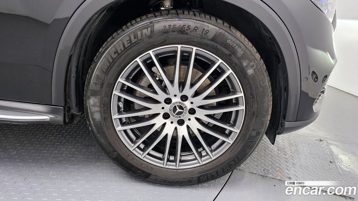 Mercedes-Benz GLC-Class GLC300 4MATIC Avnatgarde Coupe, 2025