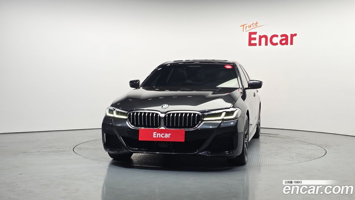 BMW 5-Series 530i xDrive M Sport Package, 2022