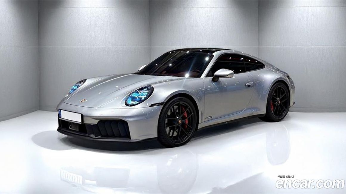 Porsche 911 Carrera GTS, 2025