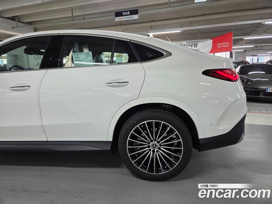 Mercedes-Benz GLC-Class GLC300 4MATIC Coupe, 2026