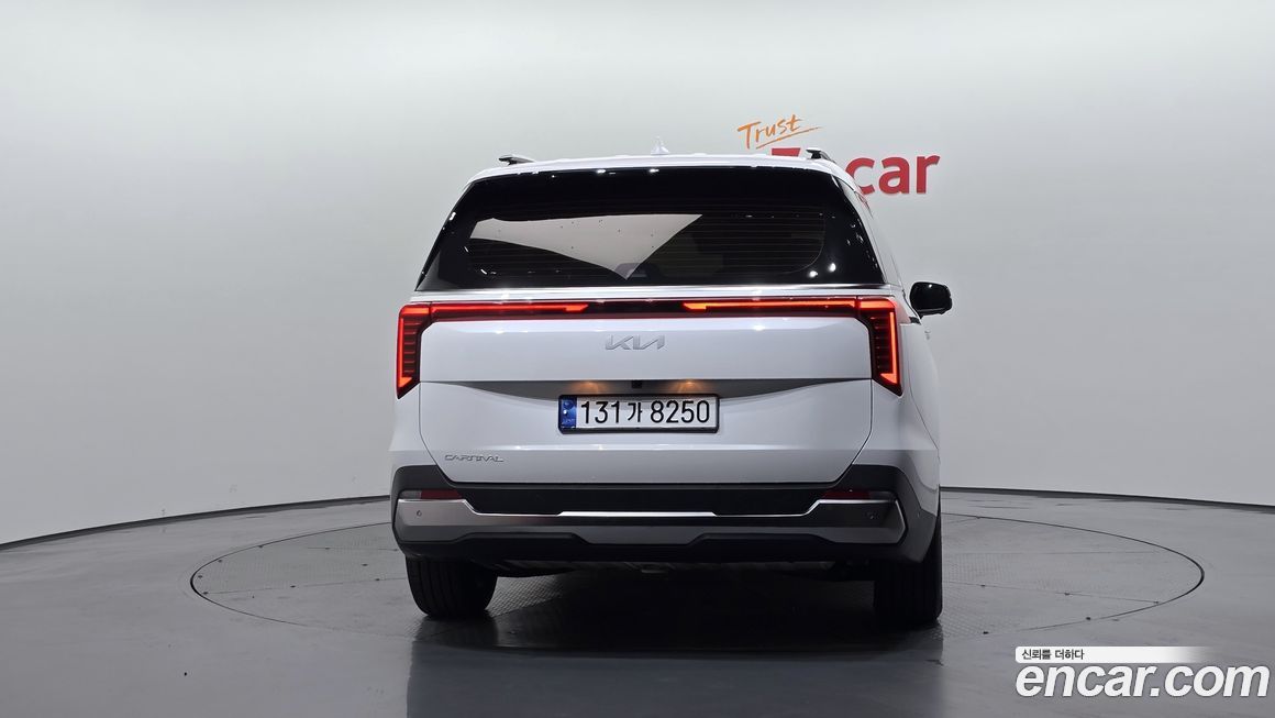 Kia Carnival 7-Seater Signature, 2025
