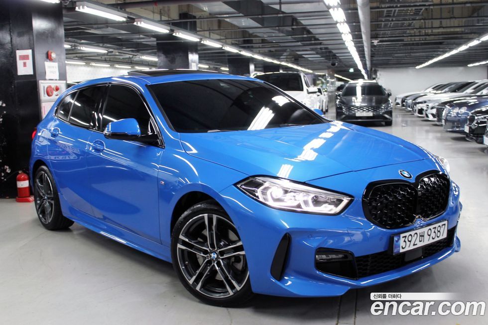 BMW 1-Series 120i M Sports, 2023