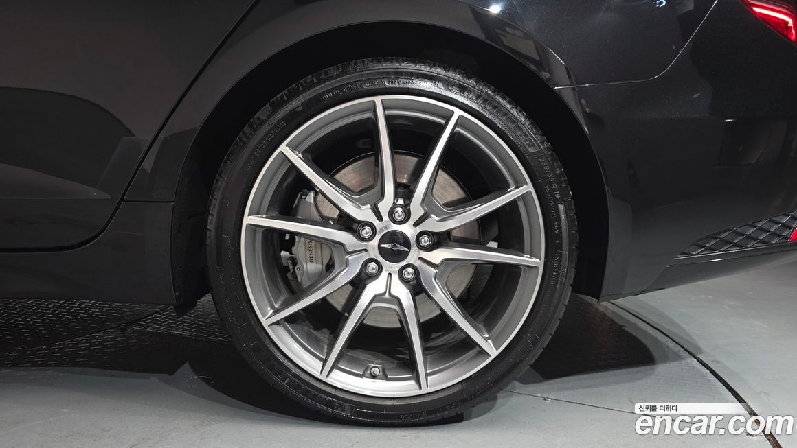 Genesis G70 Gasoline 2.5T 4WD, 2024