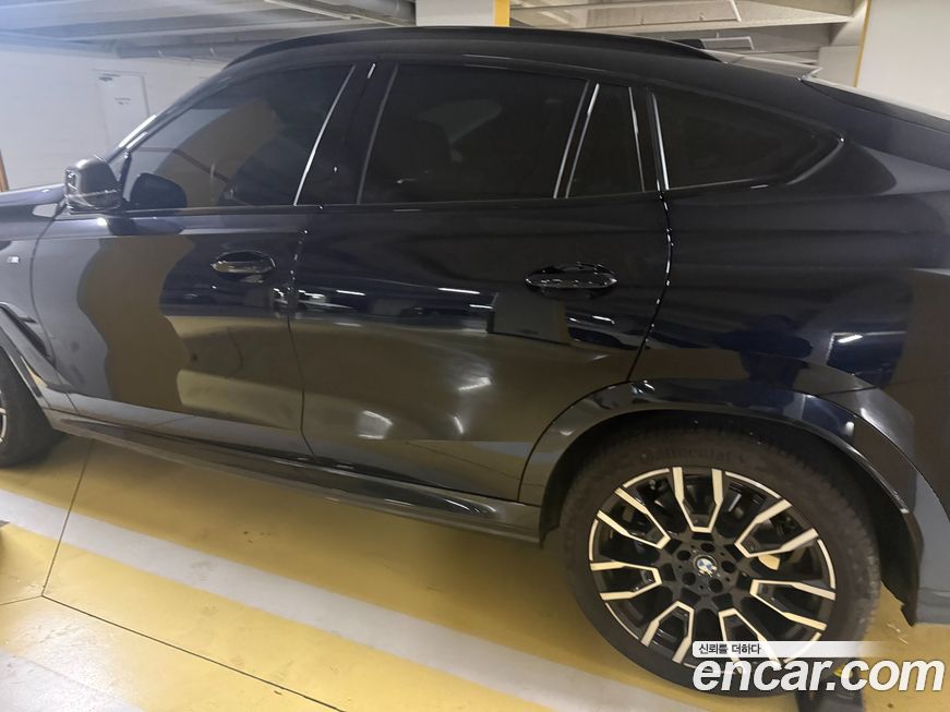 BMW X6 xDrive40i M Sport, 2025