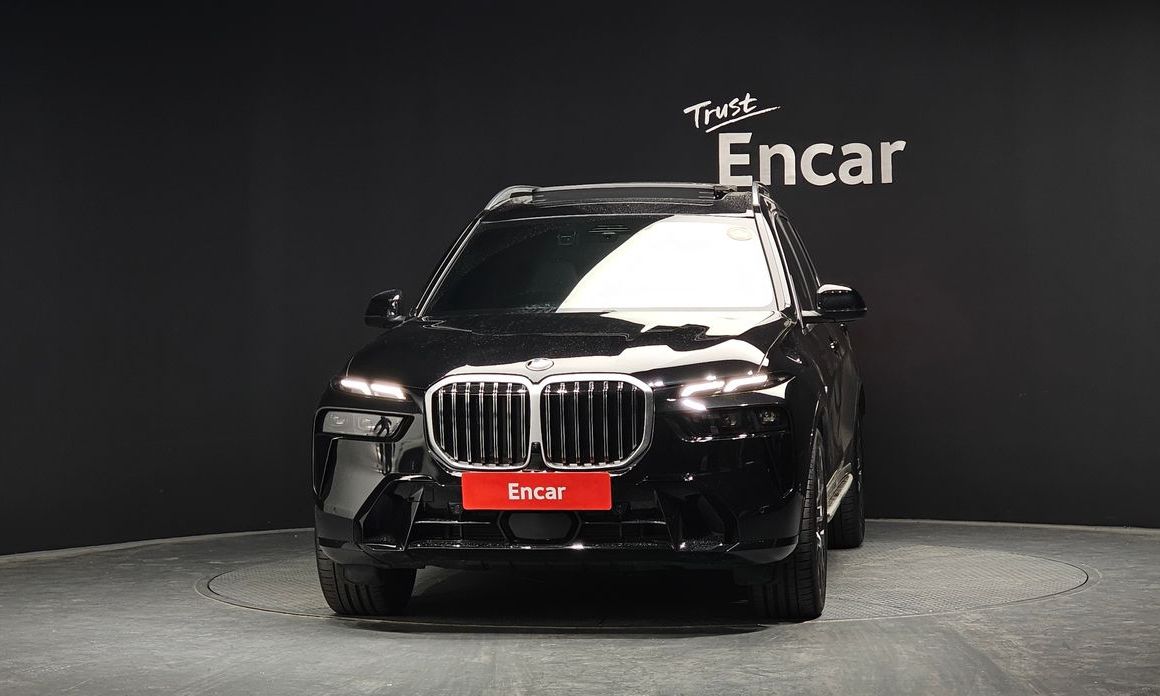 BMW X7 xDrive 40i M Sport 6STR, 2025