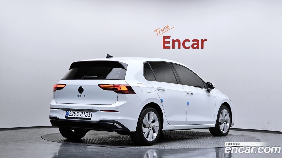 Volkswagen Golf 2.0 TDI Premium, 2025