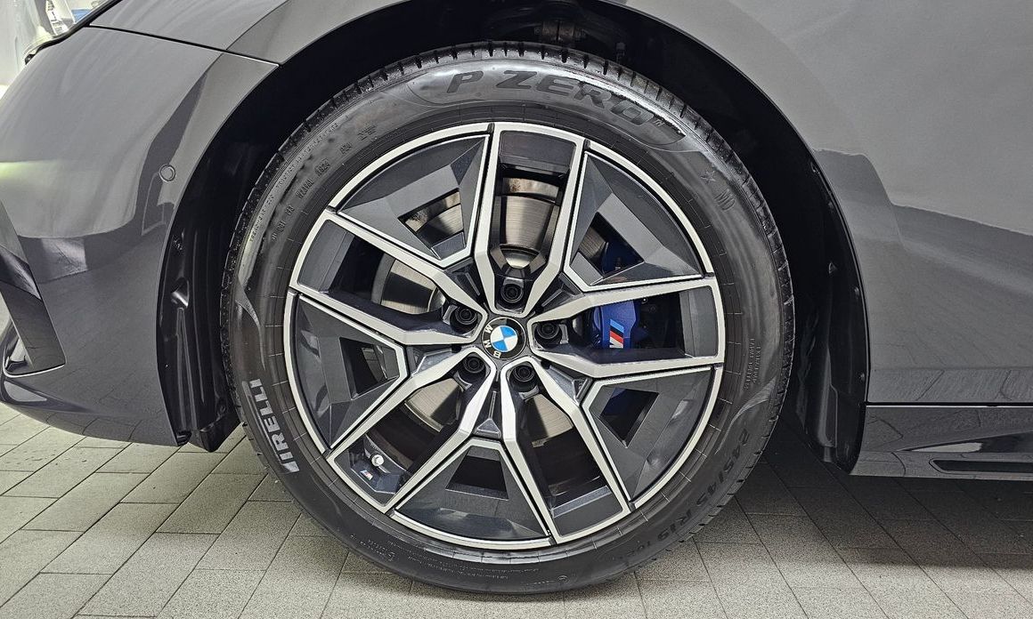 BMW 5-Series 520i M Sport, 2024