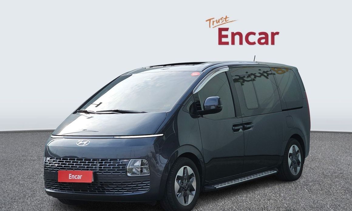 Hyundai Staria Tourer 9-Seater, 2024