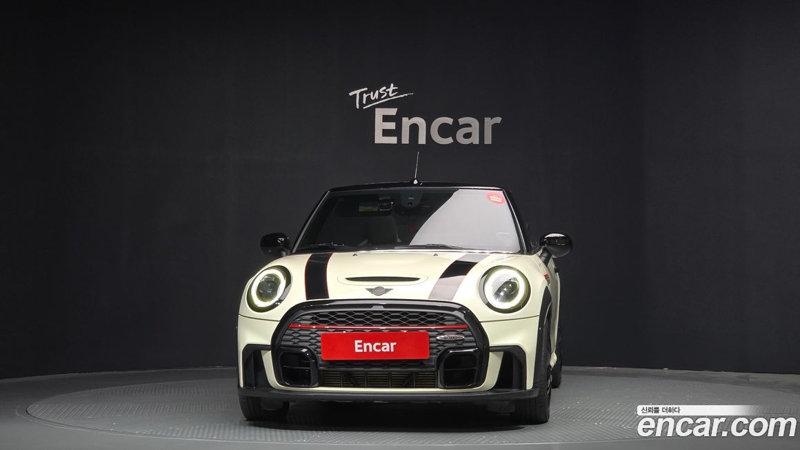 Mini Cooper Convertible JCW, 2022