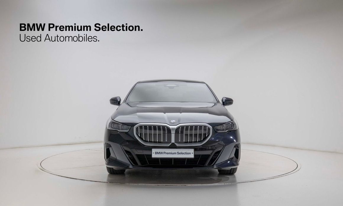 BMW 5-Series 520i M Sport, 2024