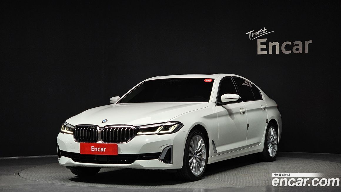 BMW 5-Series 530i xDrive Luxury, 2023