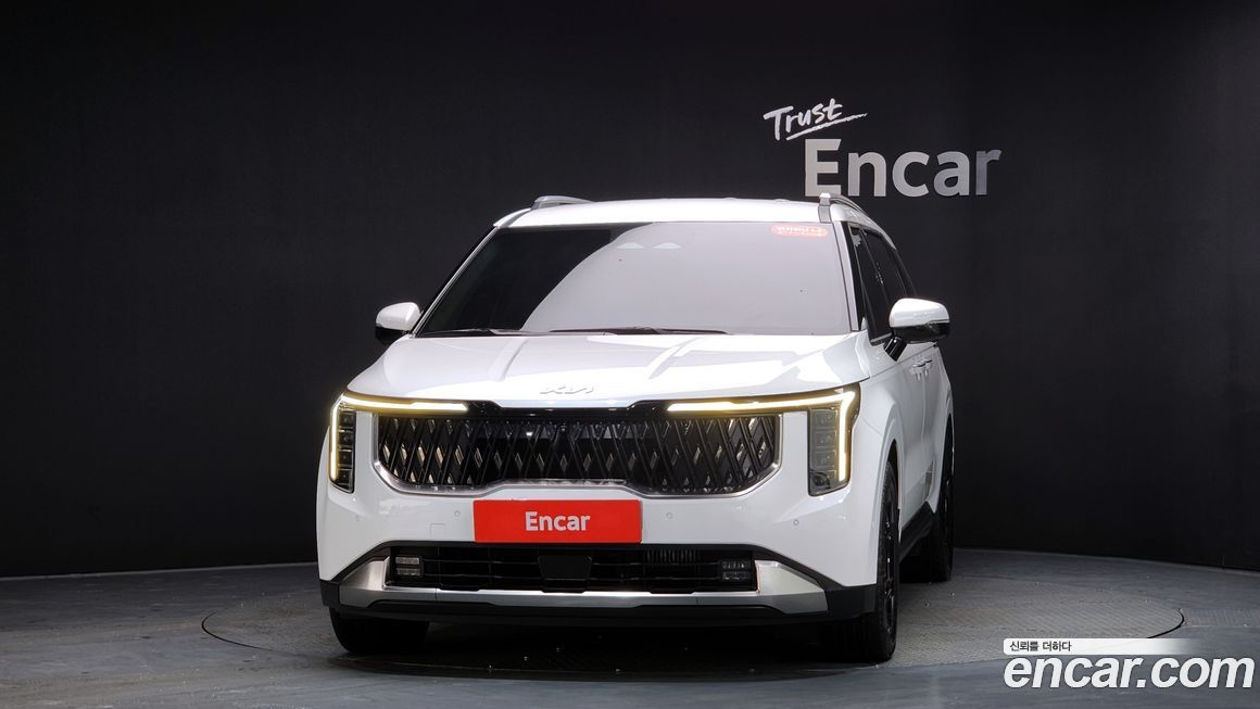 Kia Carnival 7-Seater Signature, 2024