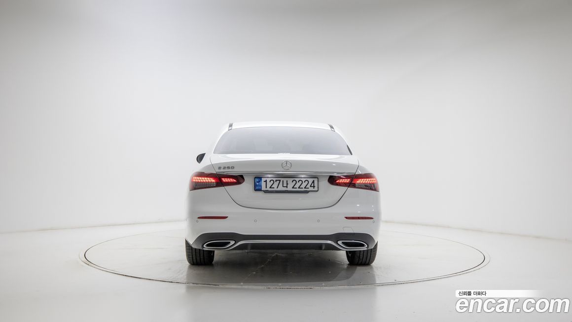 Mercedes-Benz E-Class E250 AMG Line, 2023