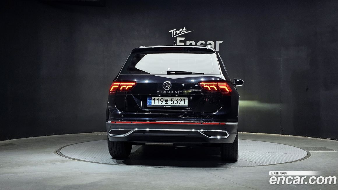Volkswagen Tiguan 2.0 TDI Prestige, 2023