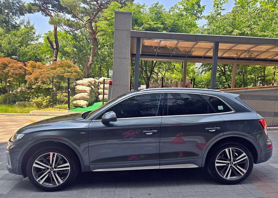Audi Q5 45 TFSI Quattro Premium, 2021