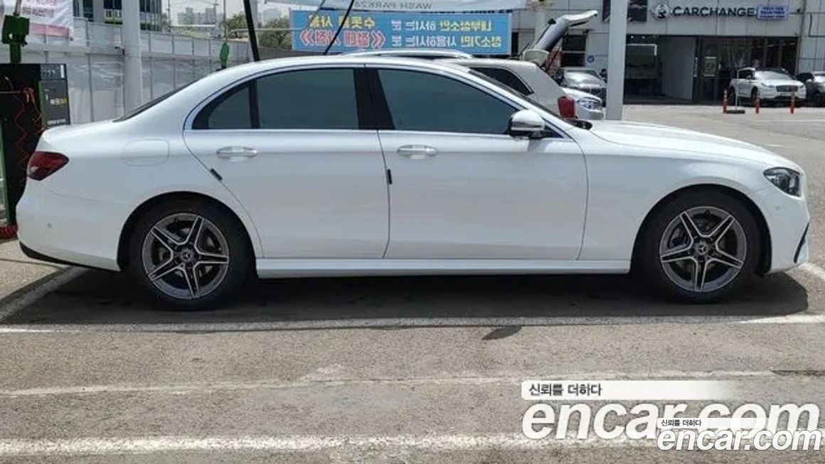 Mercedes-Benz E-Class E250 AMG Line, 2023