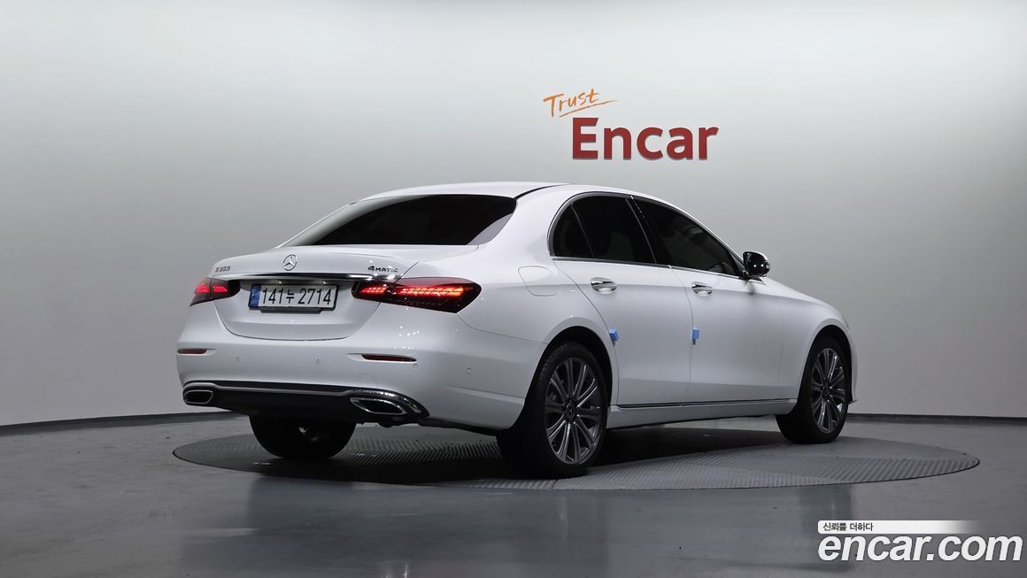 Mercedes-Benz E-Class E350 4MATIC Exclusive, 2023