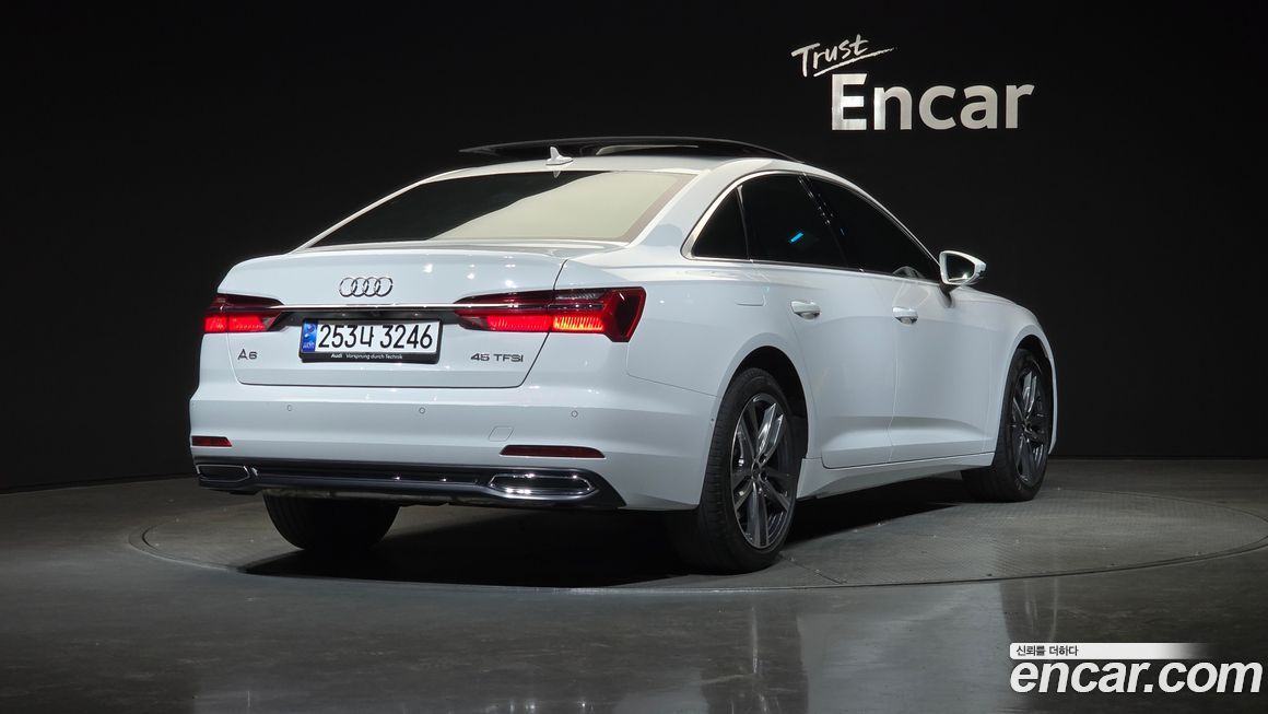 Audi A6 45 TFSI, 2023