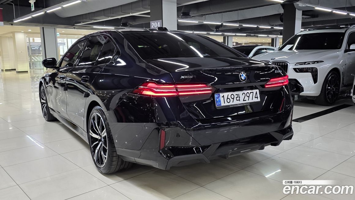 BMW 5-Series 530i xDrive M Sport, 2025