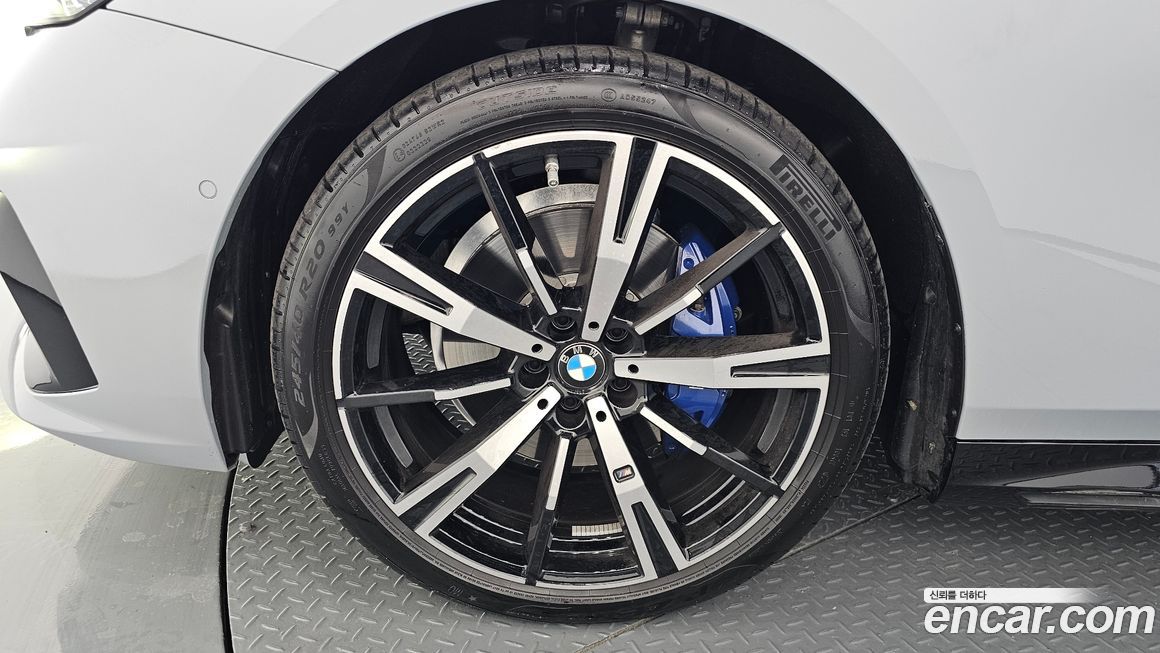 BMW 5-Series 530i xDrive M Sport, 2025